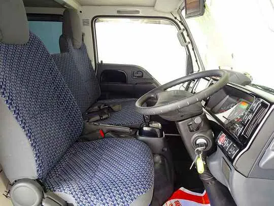 エルフ 1.8t 4WD FFL 標準 Wキャブ/垂直PG付 総重量5t未満