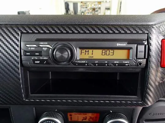 レンジャー 3.65t 標準ベッド付 平ボデー 210ps