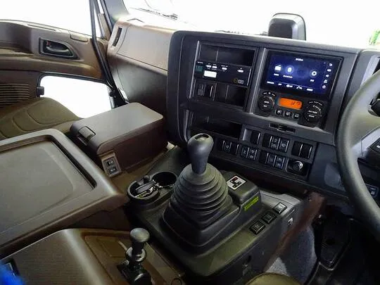 ギガ 13.8t 4軸 アルミウイング リアエアサス 380ps
