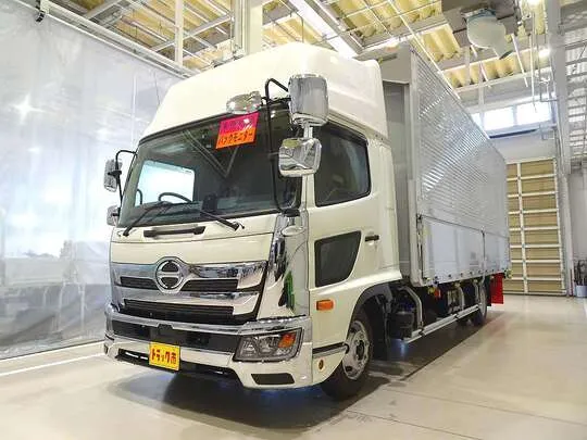 レンジャー 2.7t ワイドベッド付 アルミウイング リアエアサス 240ps 未使用車
