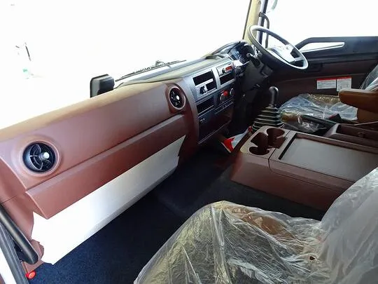 レンジャー 2.7t ワイドベッド付 アルミウイング リアエアサス 240ps 未使用車