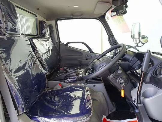 デュトロ 2t 4WD FJL 強化ダンプ 未使用車