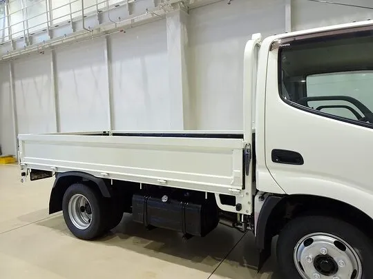 ダイナ 2t FJL 標準 平ボデー 総重量5t未満