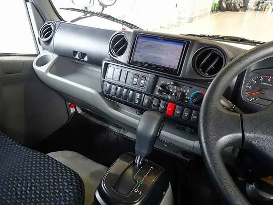 ダイナ 1.25t 4WD FJL Wタイヤ Wキャブ