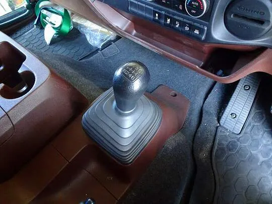 レンジャー 2.8t ワイドベッド付 アルミウイング リアエアサス 210ps