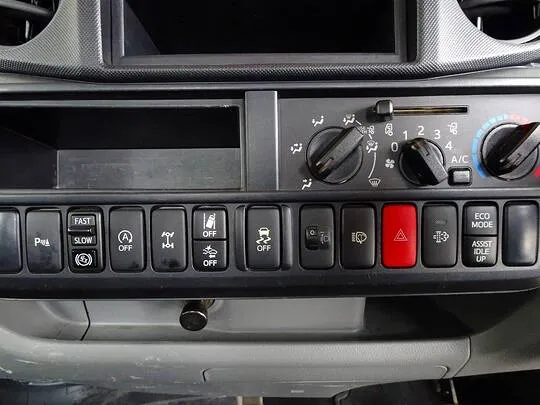 デュトロ 2t 4WD FJL 標準 垂直P/G付