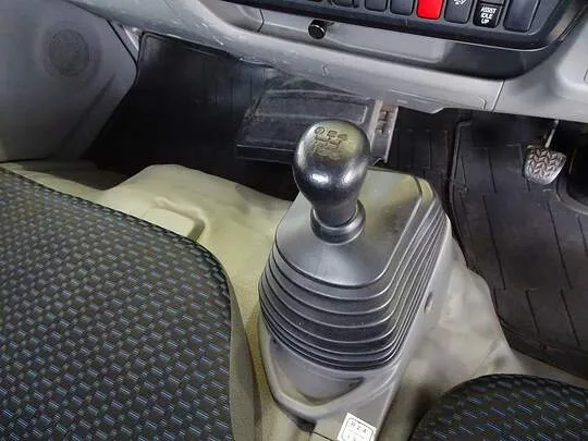 デュトロ 2t 4WD FJL 標準 垂直P/G付