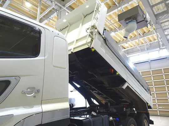 プロフィア 8.9t 3軸 2デフ ダンプ 410ps