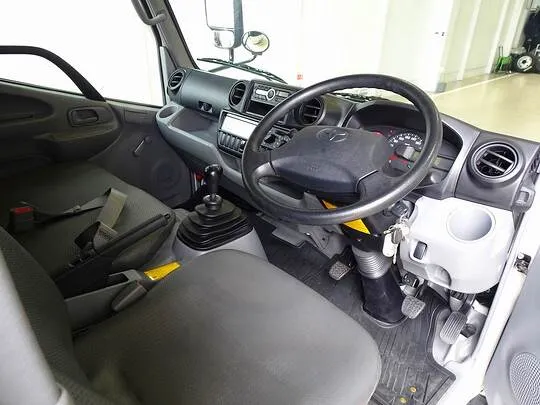 ダイナ 1.35t FJL Wタイヤ 中温冷凍車
