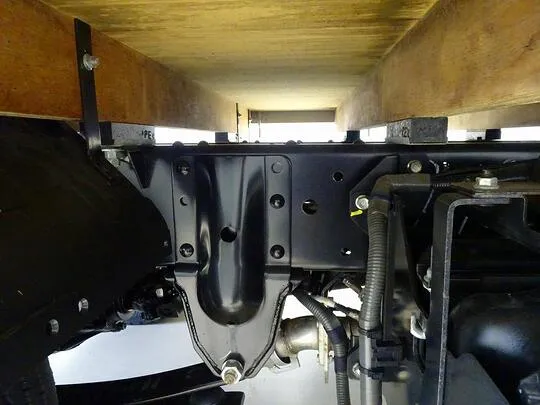 エルフ 2t FFL 標準 平ボデー 総重量5t未満
