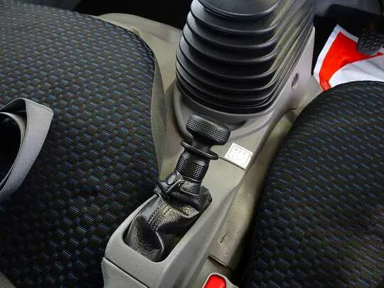 デュトロ 2t 4WD FJL 標準 垂直P/G付
