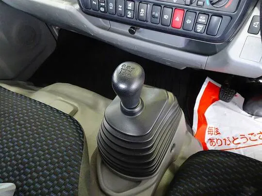 デュトロ 2t 4WD FJL 標準 垂直P/G付