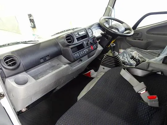デュトロ 2t 4WD FJL 標準 垂直P/G付