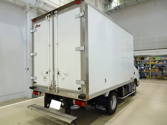 デュトロ 2t FJL 標準 低温冷凍車 総重量5t未満