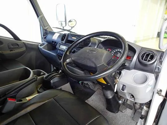 デュトロ 2t FJL 標準 低温冷凍車 総重量5t未満