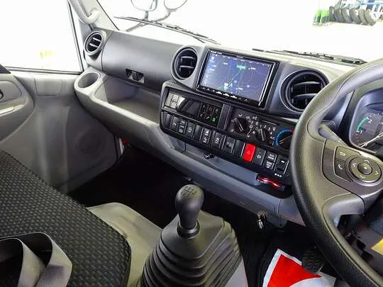 デュトロ 2t FJL 標準 低温冷凍車