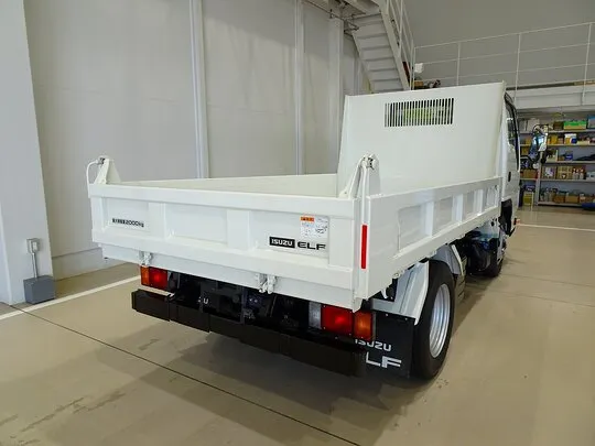 エルフ 2t 4WD FFL 強化ダンプ 未使用車