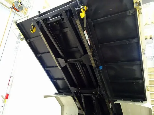 デュトロ 3.7t 高床 ワイドセミロング ローダーダンプ