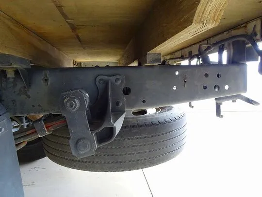エルフ 1.5t 4WD FFL Sタイヤ 平ボデー